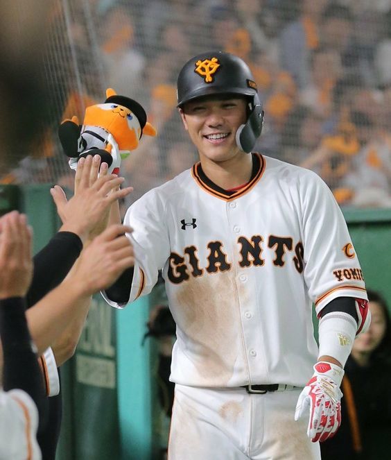 画像多数 坂本勇人がかっこいい イケメンすぎ 私服 髪型 若い頃まで Slope スロープ